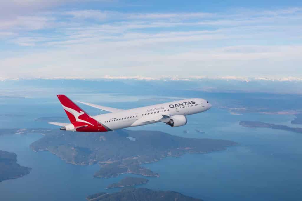 Qantas Dreamliner 1 - Radio Samoa